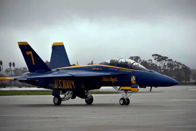 Blue Angels And Thunderbirds Share Top Billing At Point Mugu Air Show