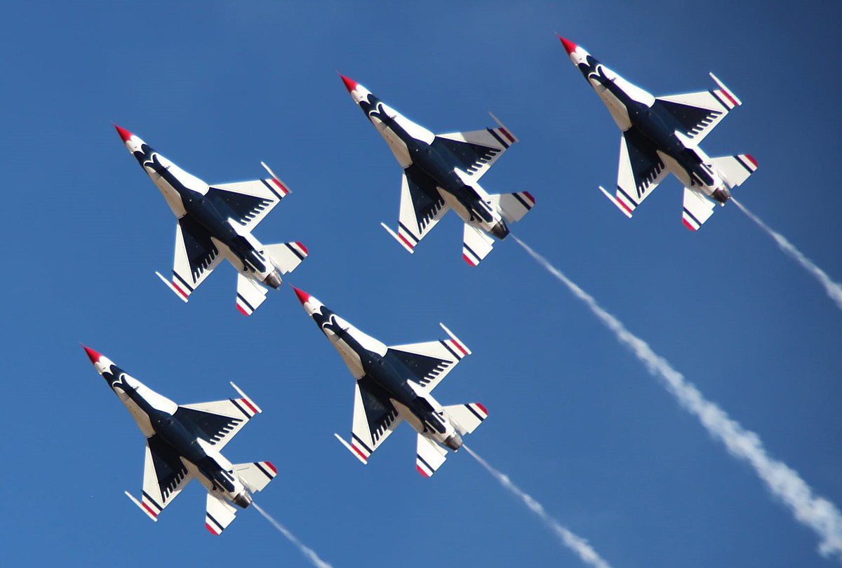 Free Air Show, Thunderbirds Return to Holloman AFB Near El Paso AF