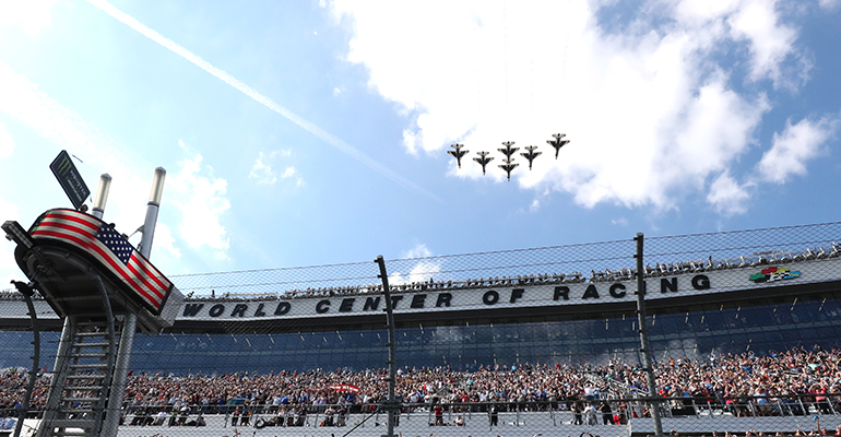 Tradition Continues Usaf Thunderbirds To Perform Flyover At 2022